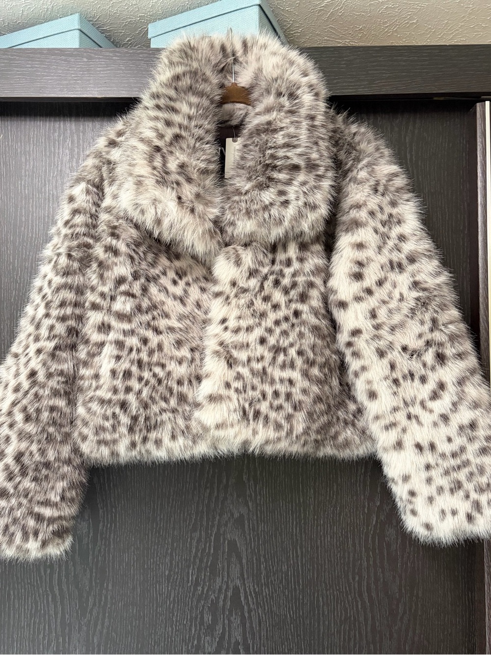 NVLT Cropped Faux Fur Leopard-Spot Jacket in Ivory and Gray